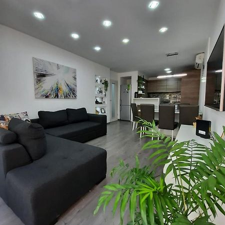 Vice Apartment Omis Bagian luar foto
