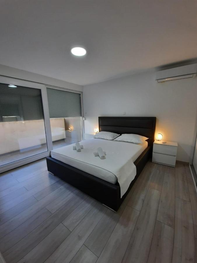 Vice Apartment Omis Bagian luar foto